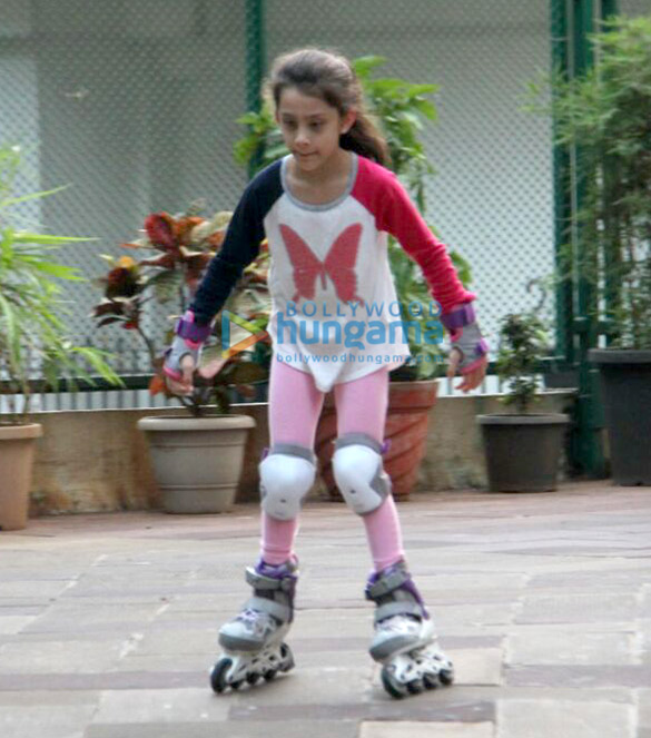 sanjay dutts kids snapped roller skating 2