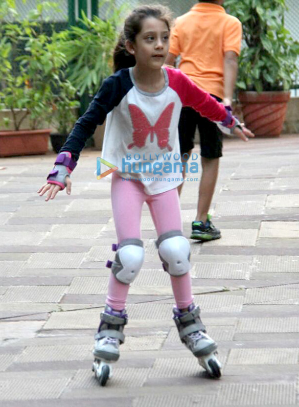 sanjay dutts kids snapped roller skating 6