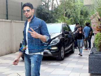 Sidharth Malhotra and Sonakshi Sinha visit Gauri Khan's store