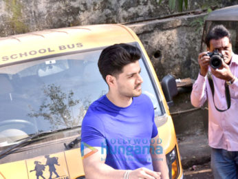 Sooraj Pancholi celebrates his birthday with kids from Smile Foundation