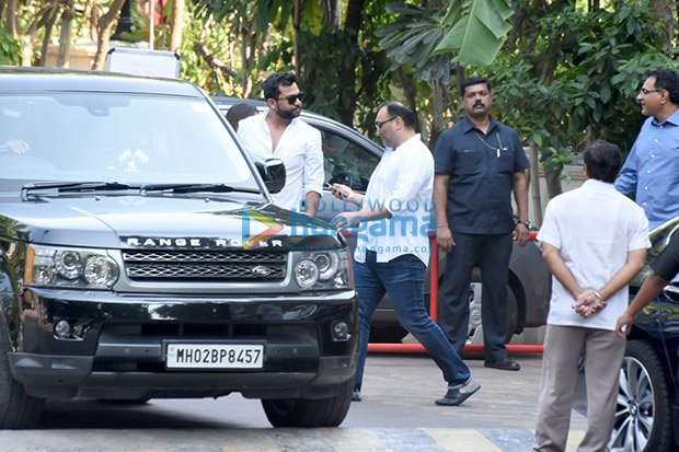 Spotted Aditya Chopra, Rani Mukerji and their meet