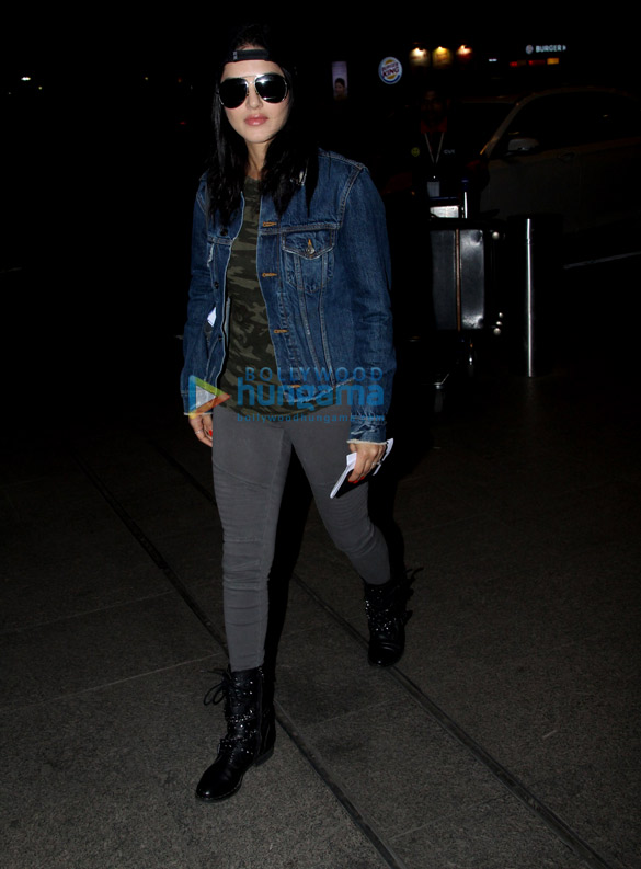 Sunny Leone, Neha Kakkar, Katrina Kaif and others spotted at the airport