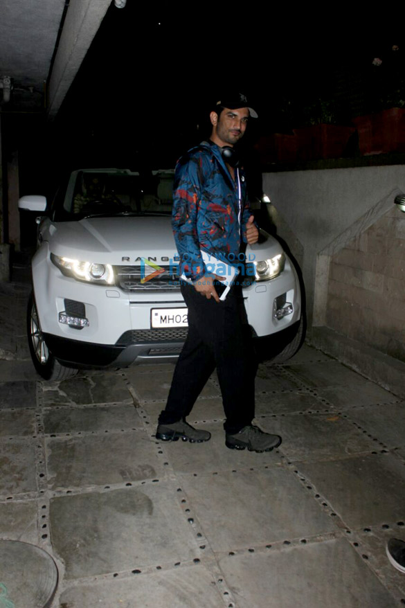 sushant singh rajput snapped at abhishek kapoors office 6