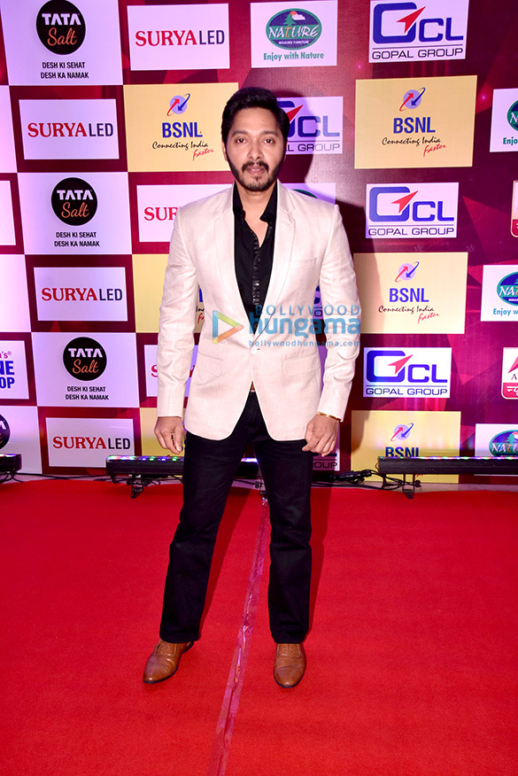 the cast of golmaal again grace the abp bash for saas bahu aur saazish 5