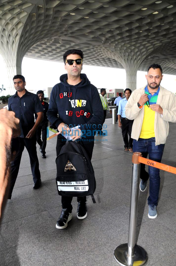 vidya balan vaani kapoor and others snapped at the airport 3