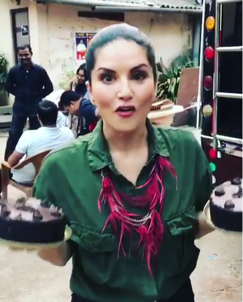 Watch Sunny Leone takes revenge for prank played on her1