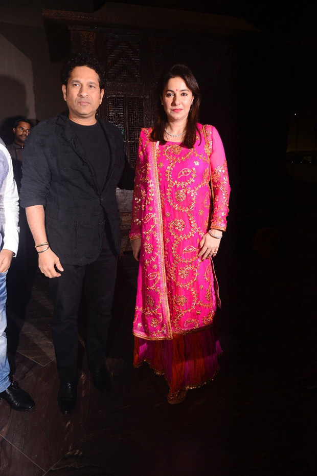 Zaheer Khan and Sagarika Ghatge organize a dinner bash post their marriage registration (3)