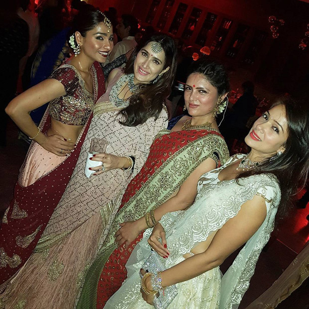 Zaheer Khan and Sagarika Ghatge organize a dinner bash post their marriage registration (4)