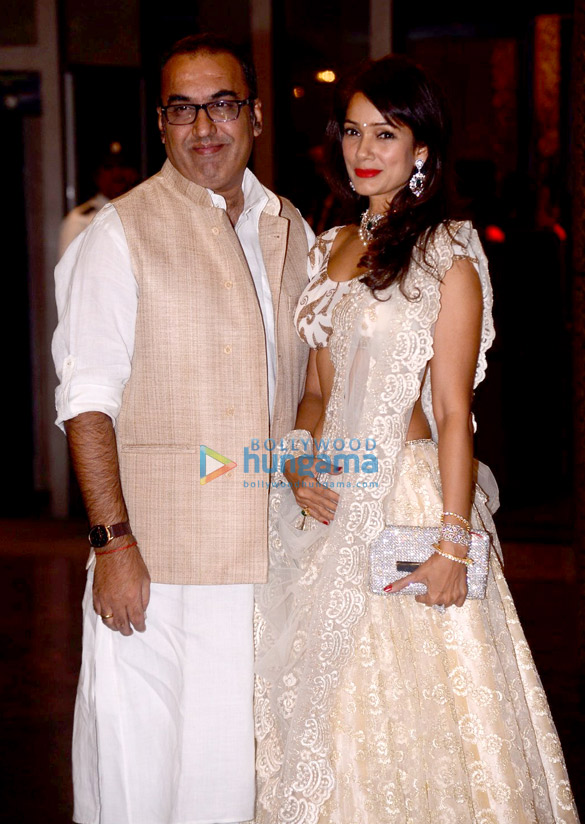 zaheer khan and sagarika ghatges wedding bash 66