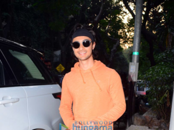 Aayush Sharma spotted at dance rehersals in Bandra