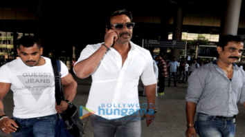Ajay Devgn, Arbaaz Khan and Sharman Joshi snapped at the airport
