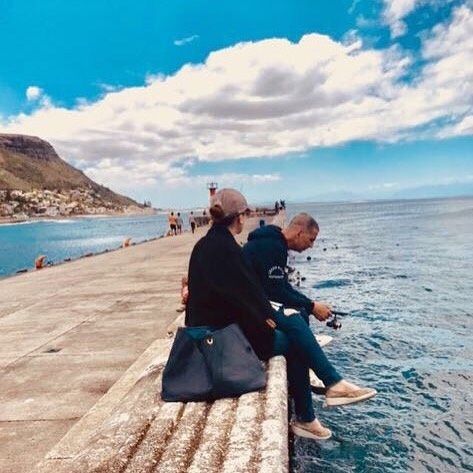 Akshay Kumar and Twinkle Khanna have some downtime by the sea in Cape Town