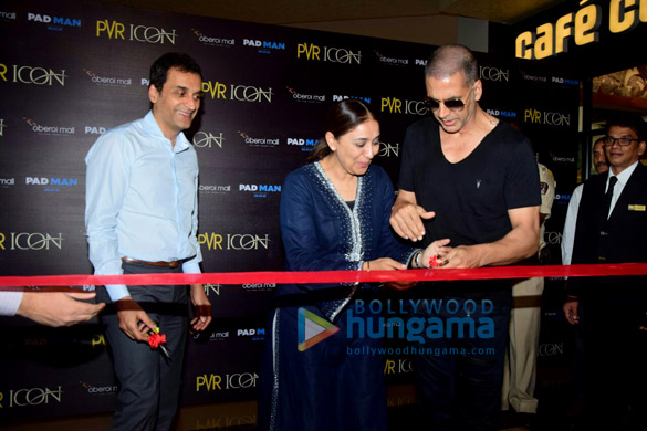 akshay kumar inaugurates pxl at pvr oberoi in goregaon 2