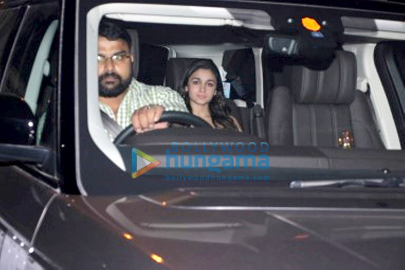 Alia Bhatt and others snapped in Mumbai Alia Bhatt and others snapped in Mumbai