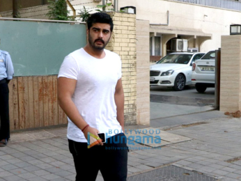 Arjun Kapoor snapped in Juhu
