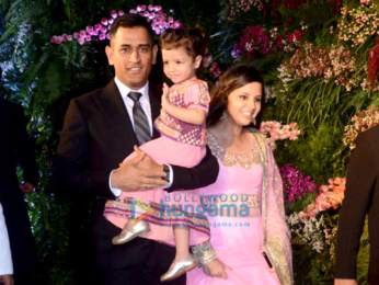 Celebs grace Anushka Sharma - Virat Kohli's Mumbai reception