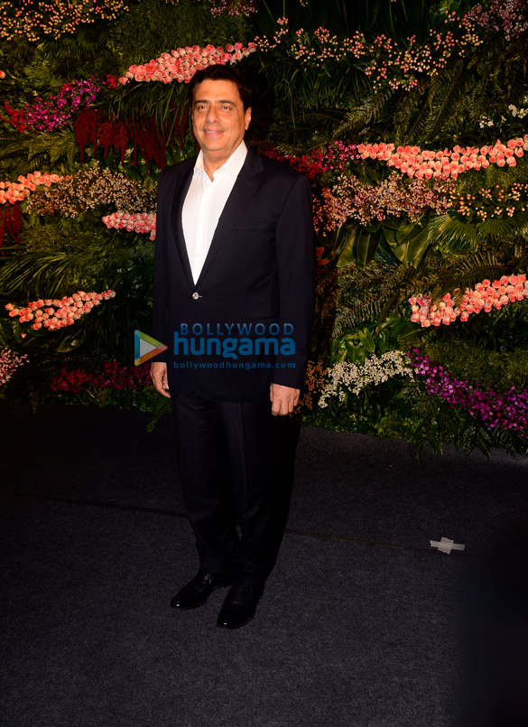 celebs grace anushka sharma virat kohlis mumbai reception 47