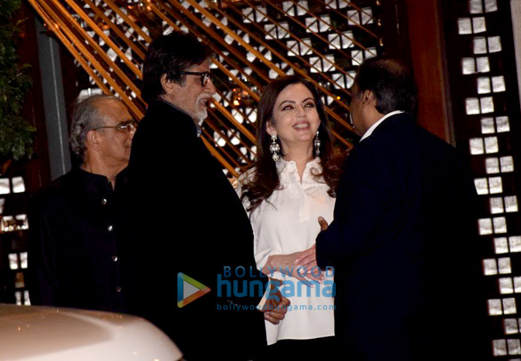 celebs grace mukesh ambanis party in honour of london mayor 8