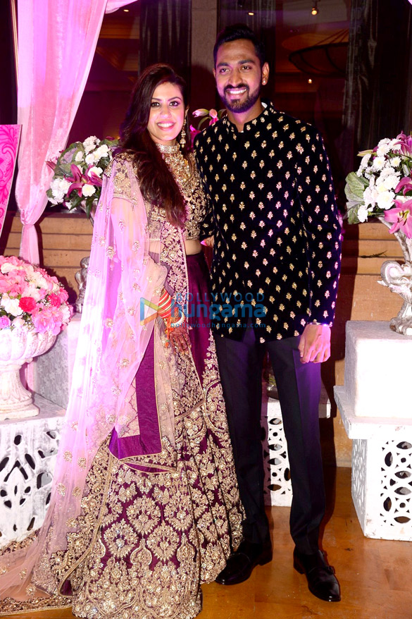 celebs grace at kunal and pankhuri wedding reception 5