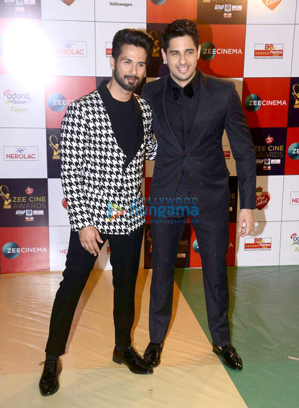 celebs grace the red carpet of zee cine awards 2018 009 9