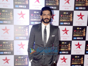 Celebs walk the red carpet of Star Screen Awards 2017