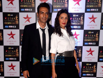 Celebs walk the red carpet of Star Screen Awards 2017