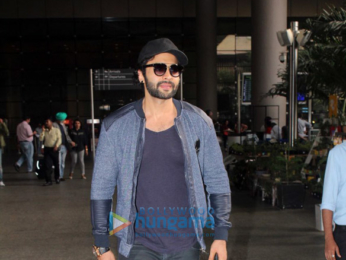 Deepika Padukone and Jackky Bhagnani snapped at the airport