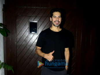 Dino Morea's birthday bash at home