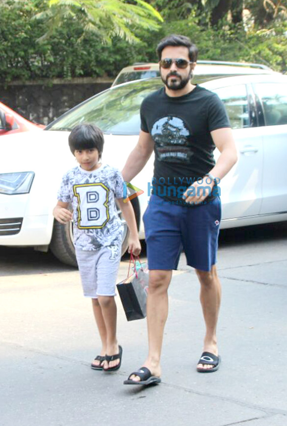 emraan hashmi snapped at otters club 6