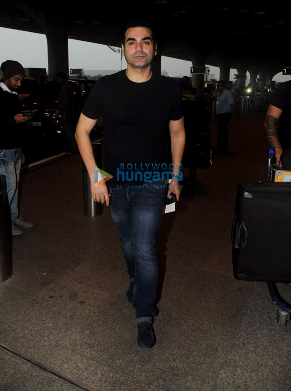 ileana dcruz and arbaaz khan snapped at the airport 2