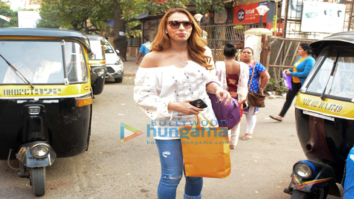 Iulia Vantur snapepd in Versova