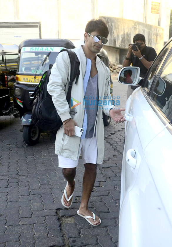 karan singh grover and bipasha basu snapped at a spa 5