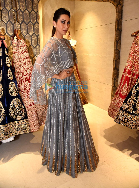 karisma kapoor gauahar khan and others grace the launch of neerus in mumbai 11