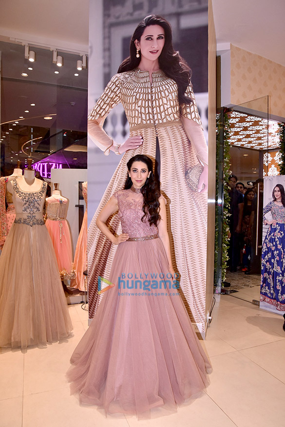 karisma kapoor graces the opening of neerus showroom at infinity malad 6