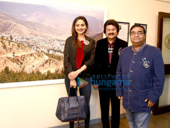 Madhoo Shah and Pankaj Udhas at Dr Batra's Magic Moments exhibition