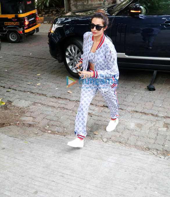 malaika arora spotted at bandra 1