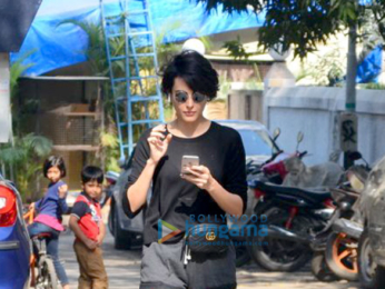 Mandana Karimi spotted in Bandra