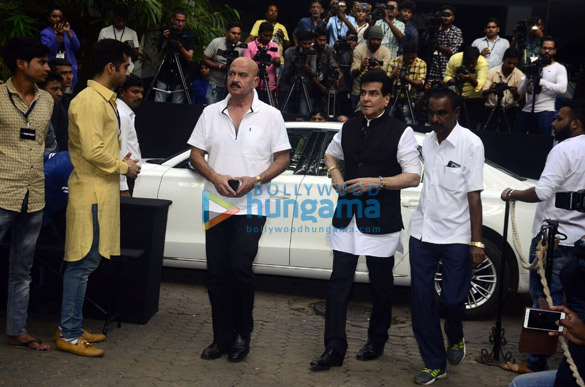 Members of Bollywood fraternity attend Shashi Kapoor’s chautha Members of Bollywood fraternity attend Shashi Kapoor’s chautha