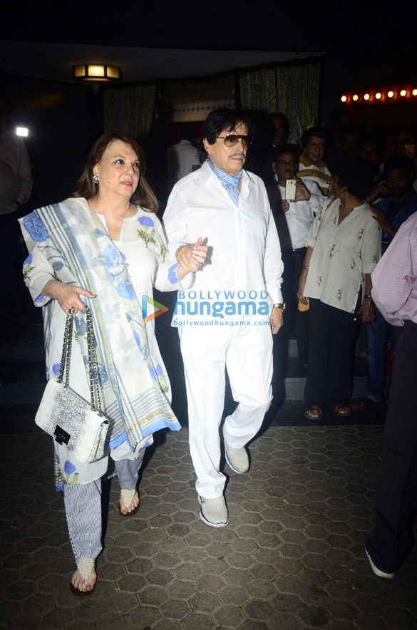 members of bollywood fraternity attend shashi kapoors chautha6 10