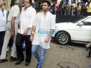 Members of Bollywood fraternity attend Shashi Kapoor's chautha