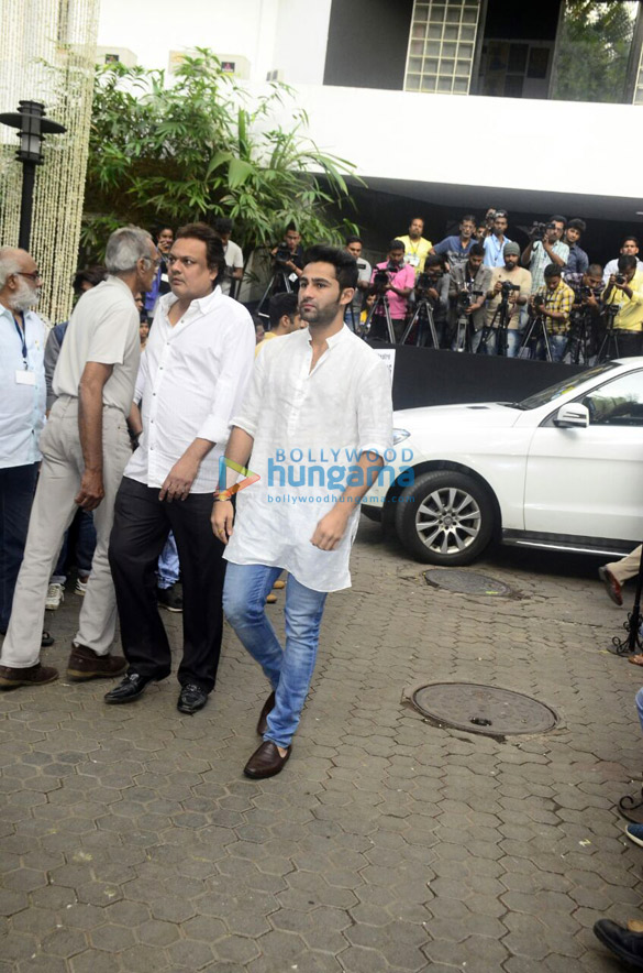 members of bollywood fraternity attend shashi kapoors chautha6 5