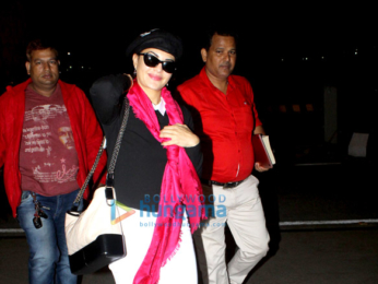 Priyanka Chopra, Jacqueline Fernandez, Kareena Kapoor Khan and others snapped at the airport