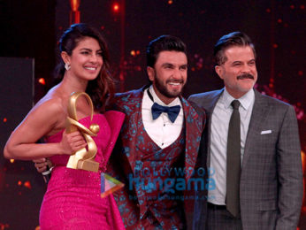 Priyanka Chopra, Katrina Kaif, Varun Dhawan, Ranveer Singh and others perform at Zee Cine Awards 2017