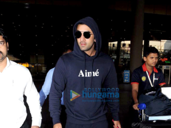 Ranbir Kapoor and Ileana D’Cruz spotted at the airport