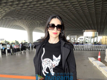 Ranveer Singh, Shraddha Kapoor, Karisma Kapoor and others snapped at the airport