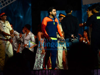 Ranveer Singh snapped rehearsing for Zee Cine Awards 2017