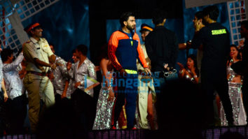 Ranveer Singh snapped rehearsing for the Zee Cine Awards 2018