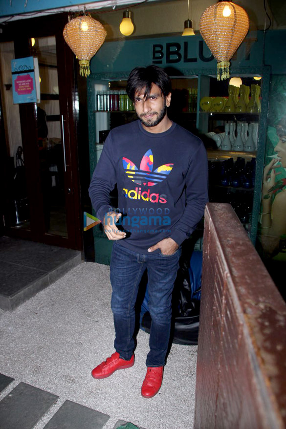 ranveer singh spotted outside bblunt 5