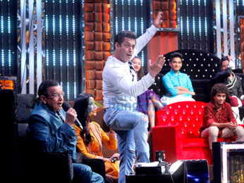 Salman Khan and Katrina Kaif on the sets of 'Dance India Dance'