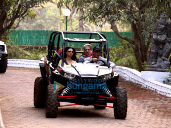 Salman Khan, Sohail Khan and others snapped at their farmhouse